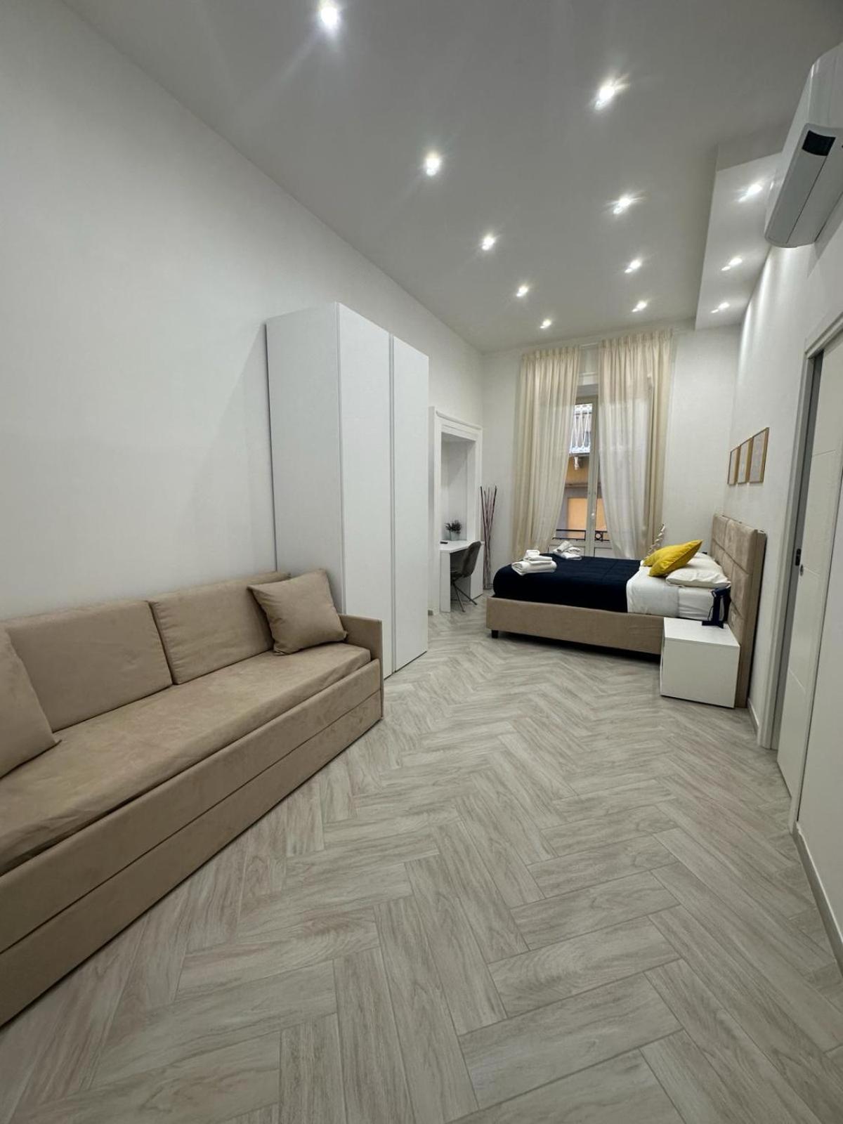 Hotel Flo' à Naples Extérieur photo