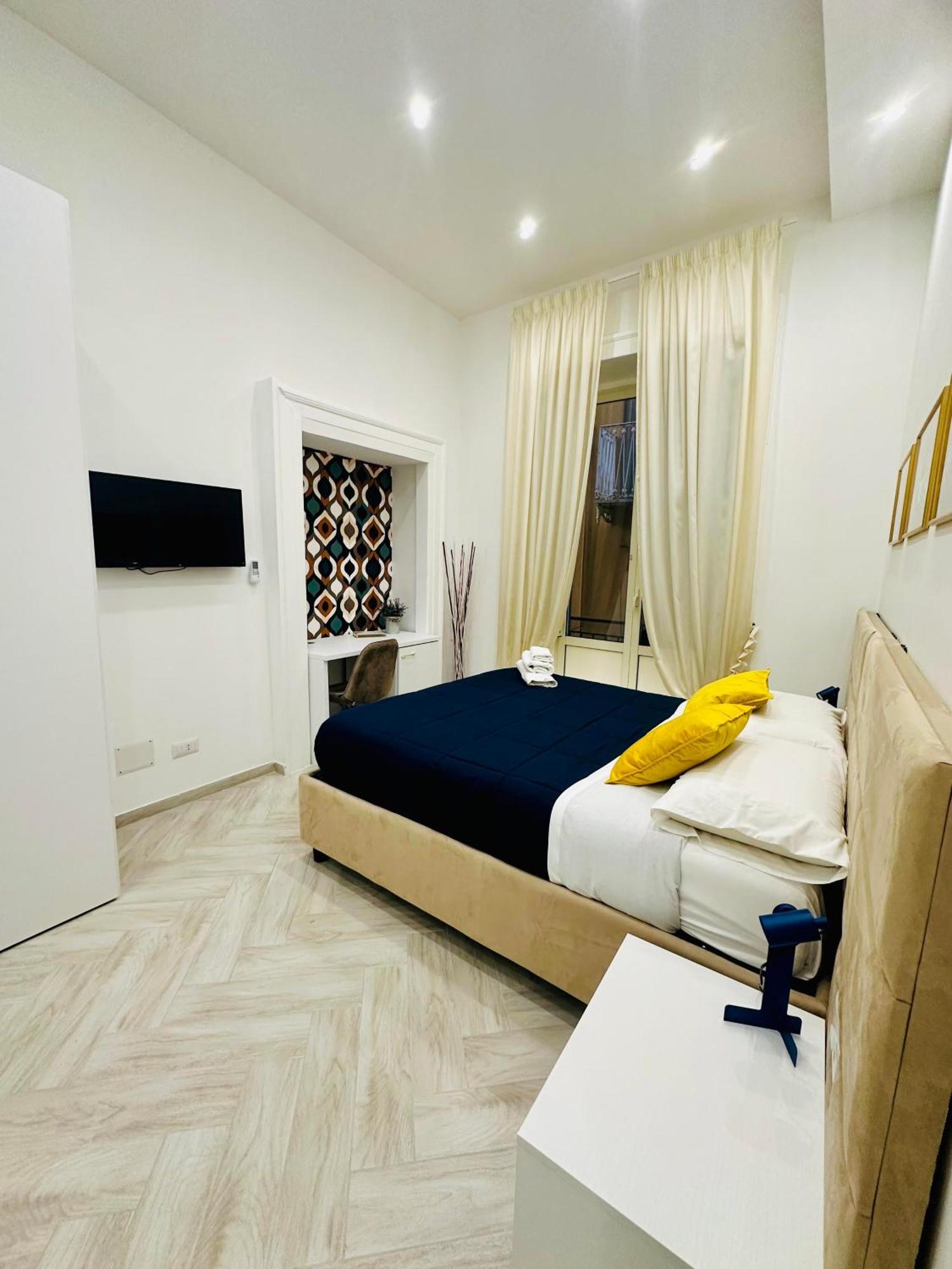 Hotel Flo' à Naples Extérieur photo