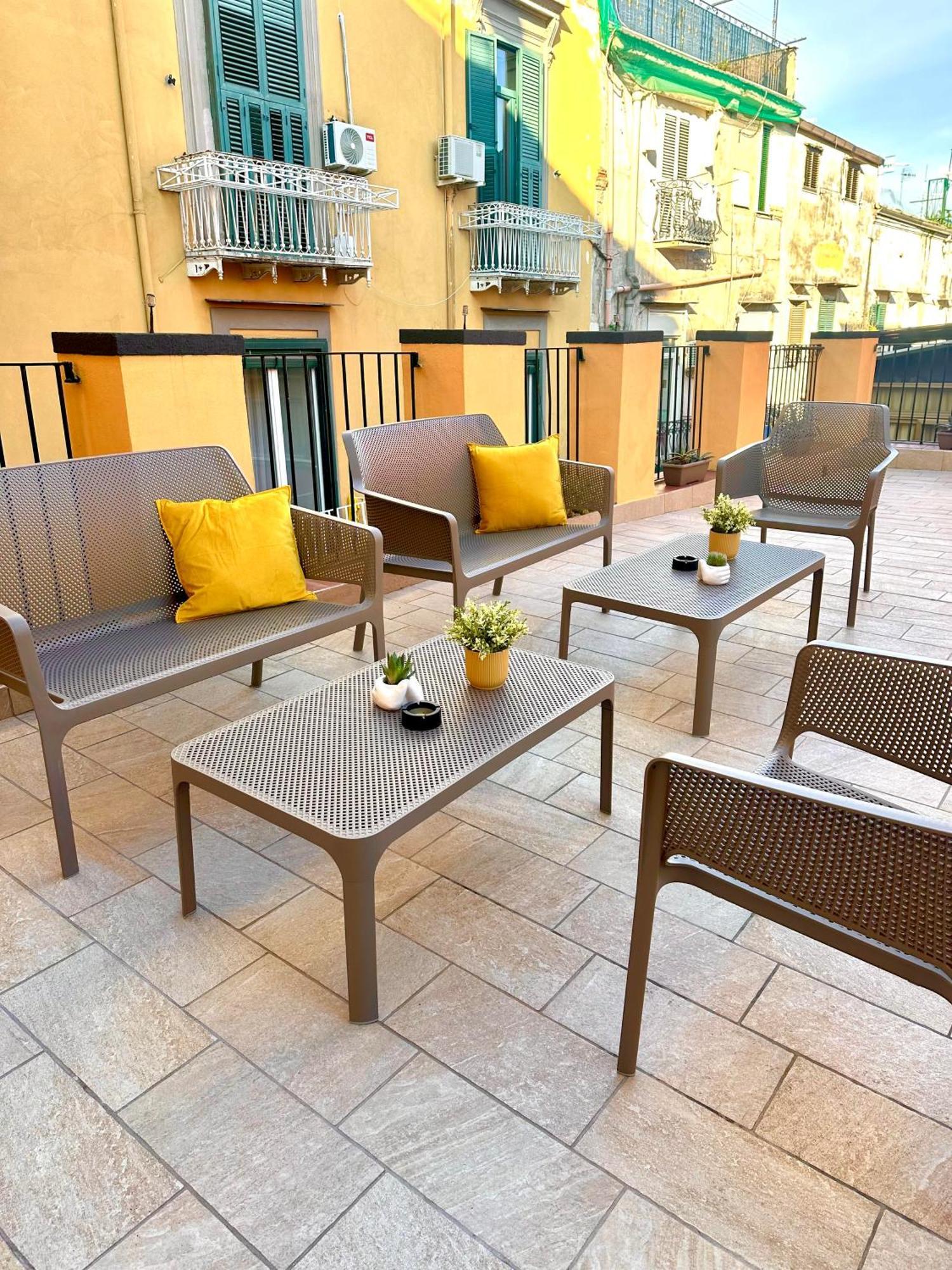 Hotel Flo' à Naples Extérieur photo